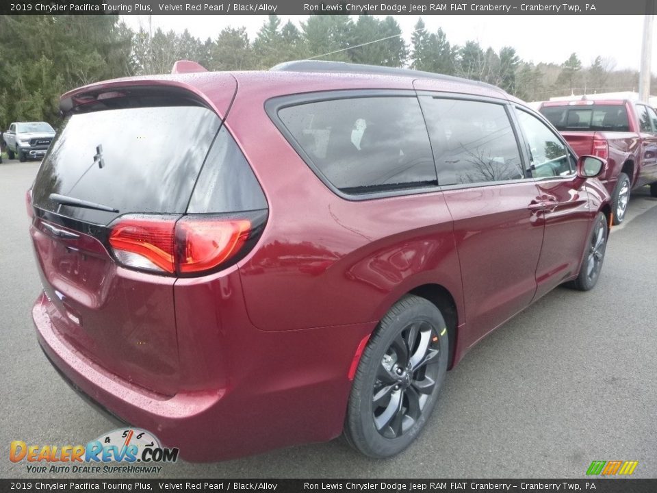 2019 Chrysler Pacifica Touring Plus Velvet Red Pearl / Black/Alloy Photo #5