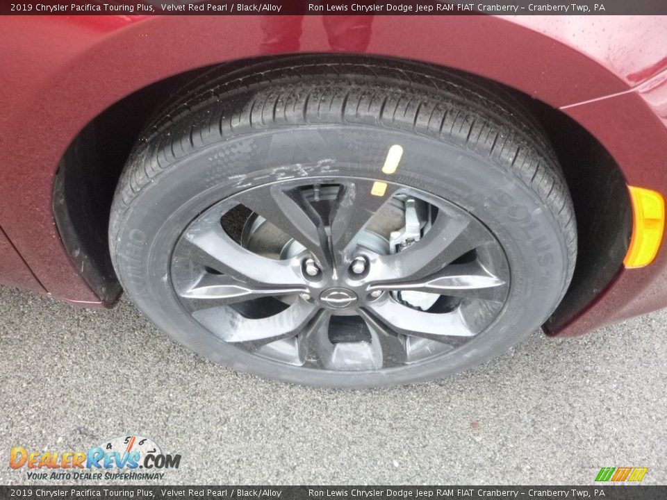 2019 Chrysler Pacifica Touring Plus Velvet Red Pearl / Black/Alloy Photo #9