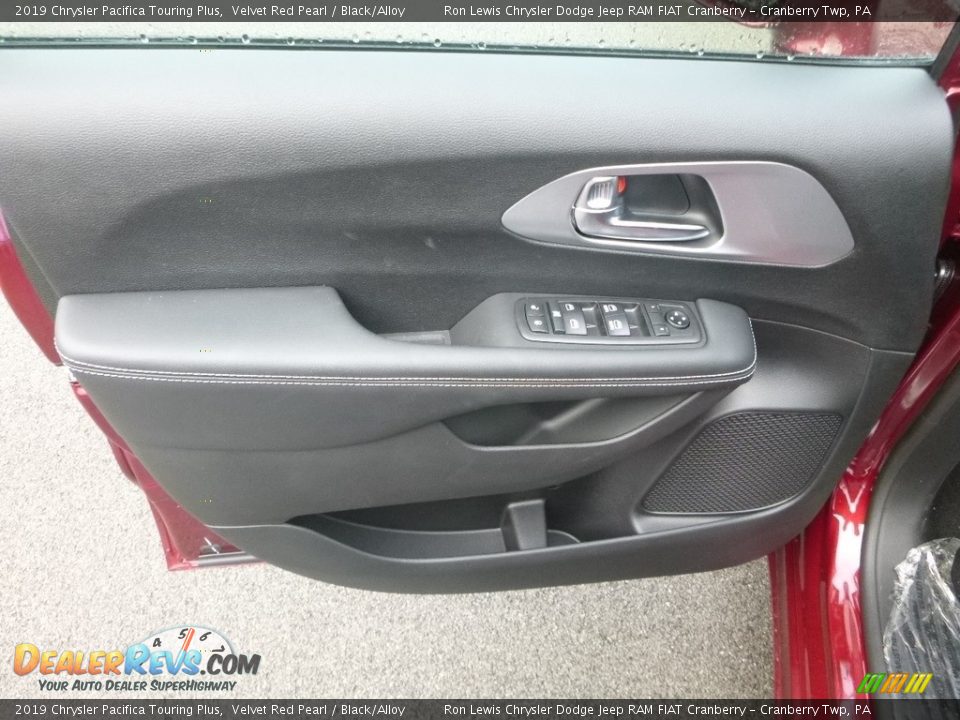 2019 Chrysler Pacifica Touring Plus Velvet Red Pearl / Black/Alloy Photo #14