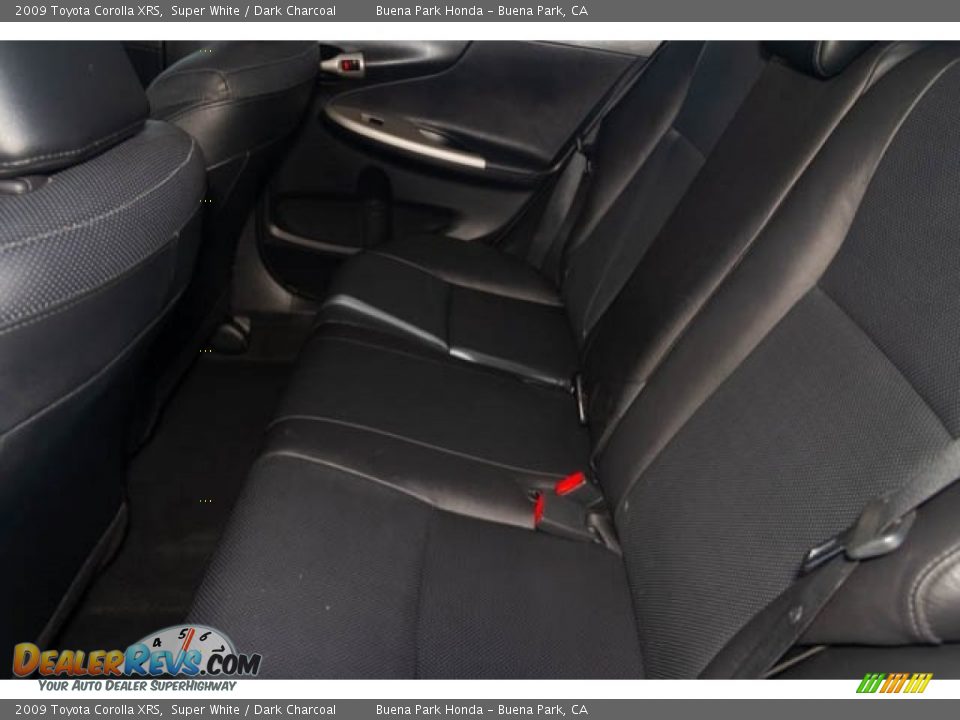 2009 Toyota Corolla XRS Super White / Dark Charcoal Photo #4