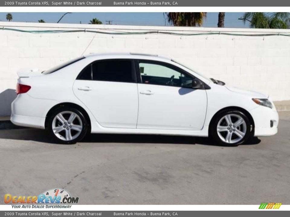 2009 Toyota Corolla XRS Super White / Dark Charcoal Photo #9