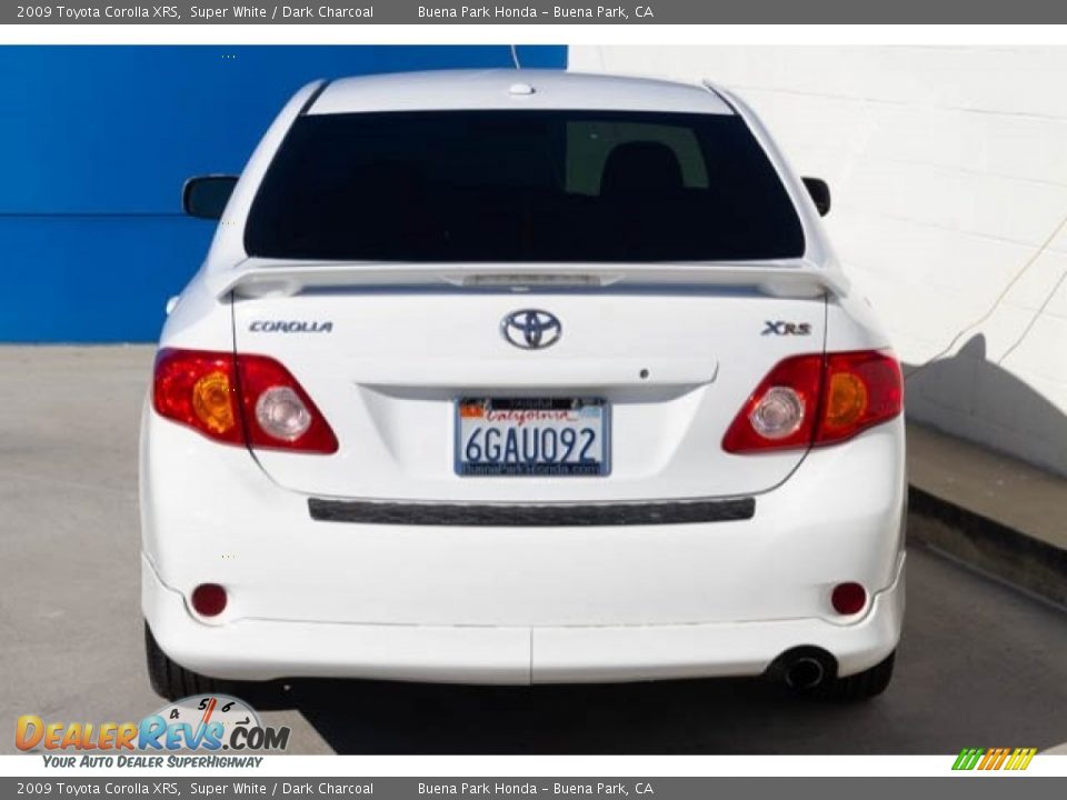 2009 Toyota Corolla XRS Super White / Dark Charcoal Photo #10
