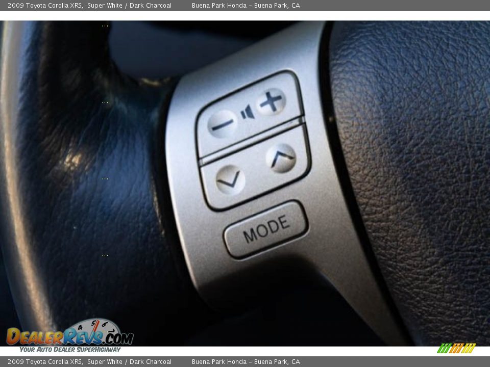2009 Toyota Corolla XRS Super White / Dark Charcoal Photo #15