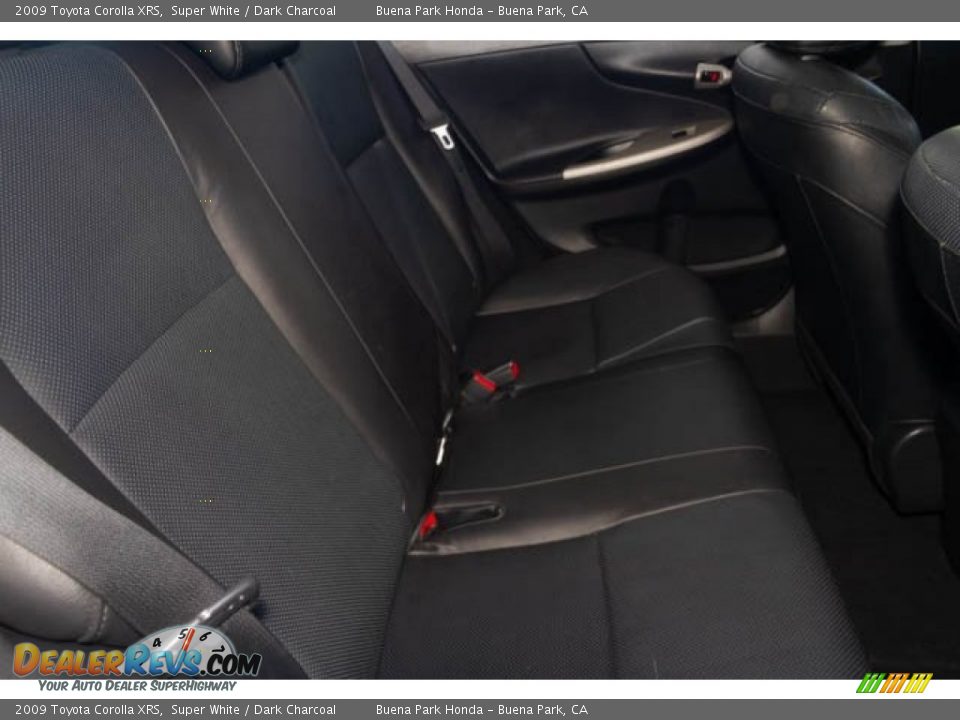 2009 Toyota Corolla XRS Super White / Dark Charcoal Photo #21