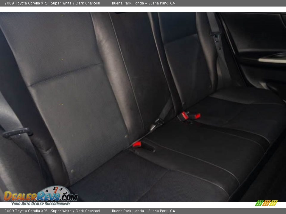 2009 Toyota Corolla XRS Super White / Dark Charcoal Photo #22