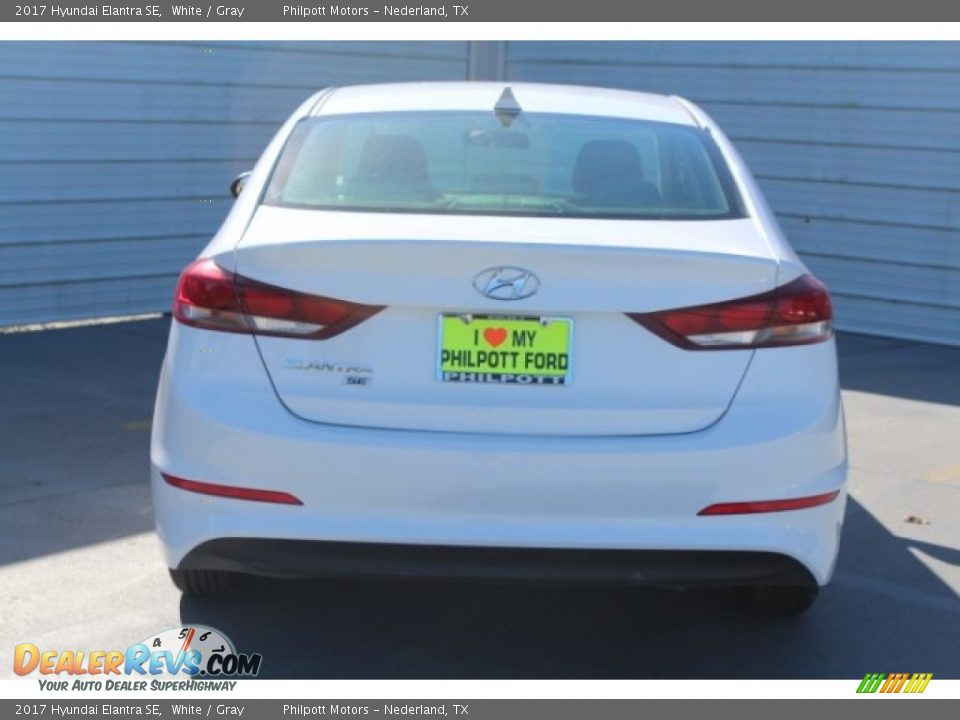 2017 Hyundai Elantra SE White / Gray Photo #8