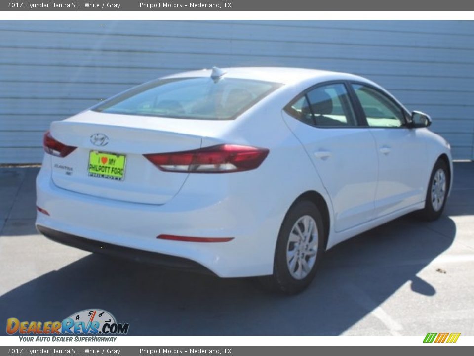 2017 Hyundai Elantra SE White / Gray Photo #9