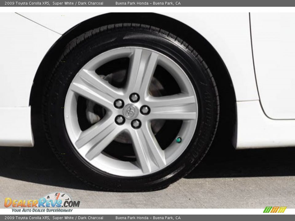 2009 Toyota Corolla XRS Super White / Dark Charcoal Photo #35