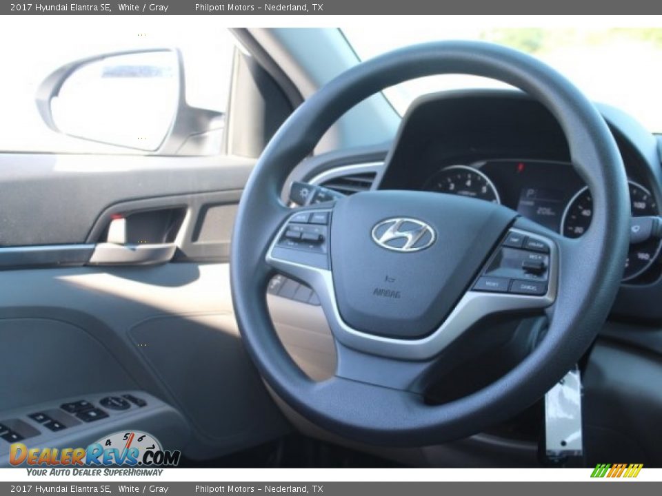 2017 Hyundai Elantra SE White / Gray Photo #19