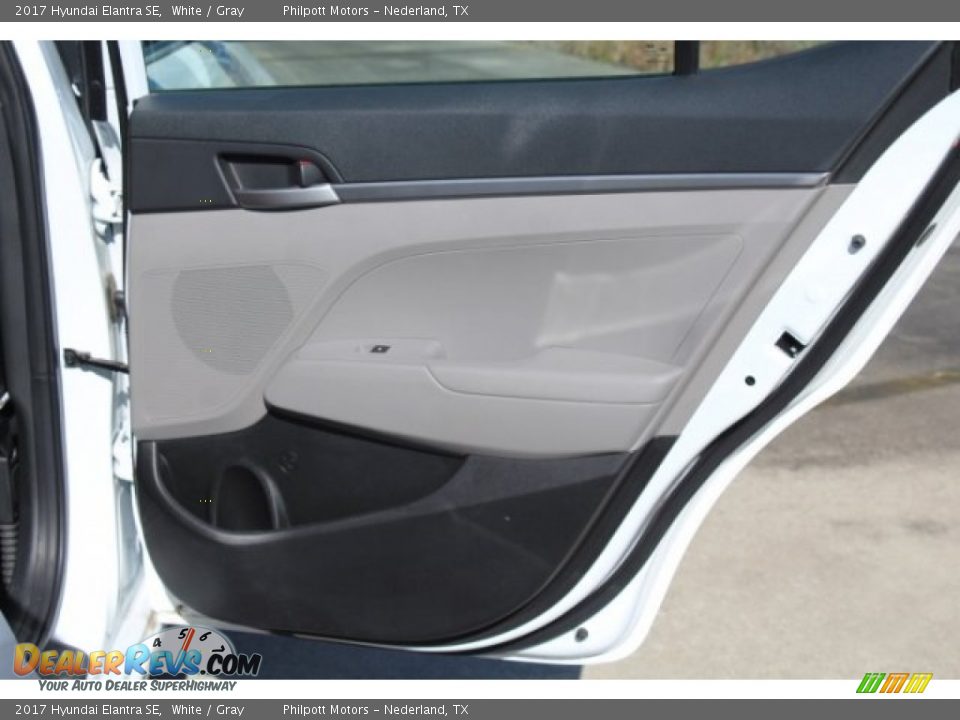 2017 Hyundai Elantra SE White / Gray Photo #21