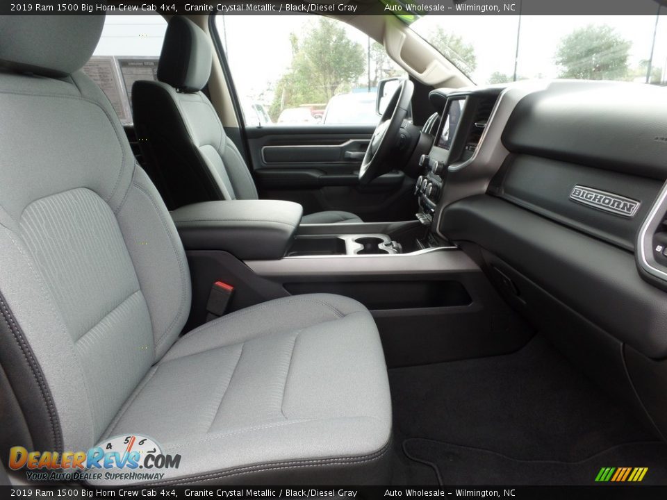 2019 Ram 1500 Big Horn Crew Cab 4x4 Granite Crystal Metallic / Black/Diesel Gray Photo #13