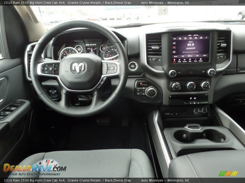 2019 Ram 1500 Big Horn Crew Cab 4x4 Granite Crystal Metallic / Black/Diesel Gray Photo #15