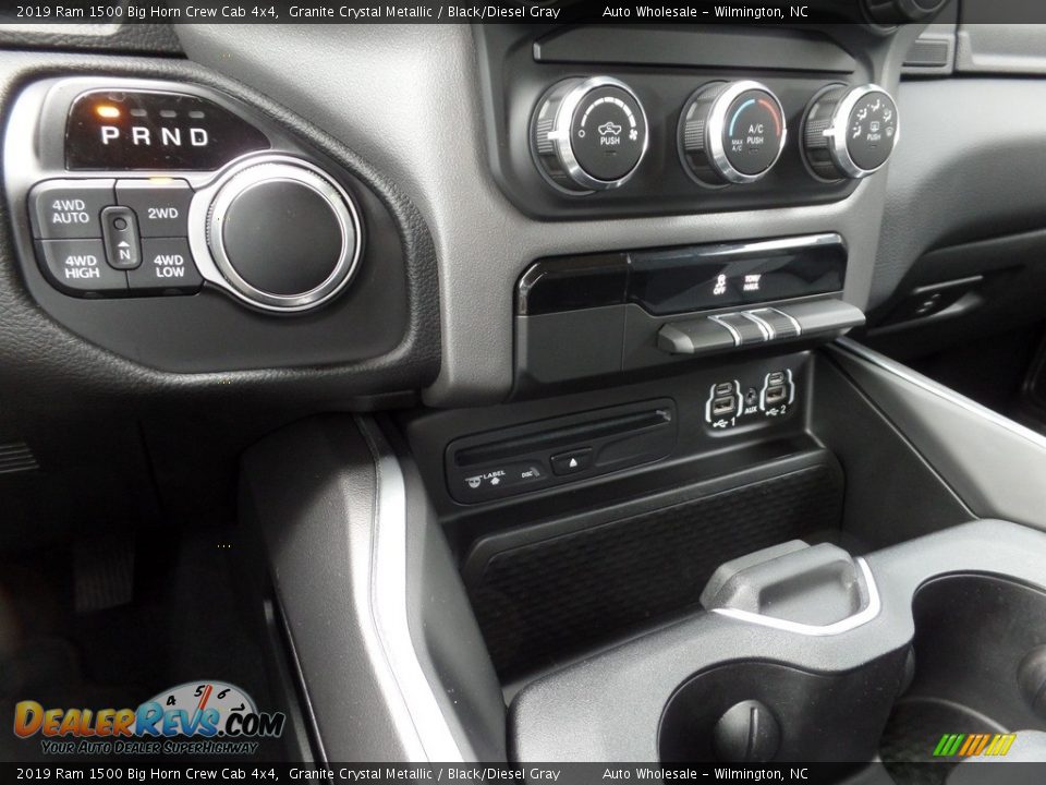 2019 Ram 1500 Big Horn Crew Cab 4x4 Granite Crystal Metallic / Black/Diesel Gray Photo #19