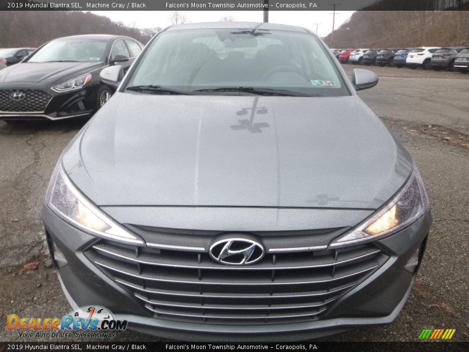 2019 Hyundai Elantra SEL Machine Gray / Black Photo #4