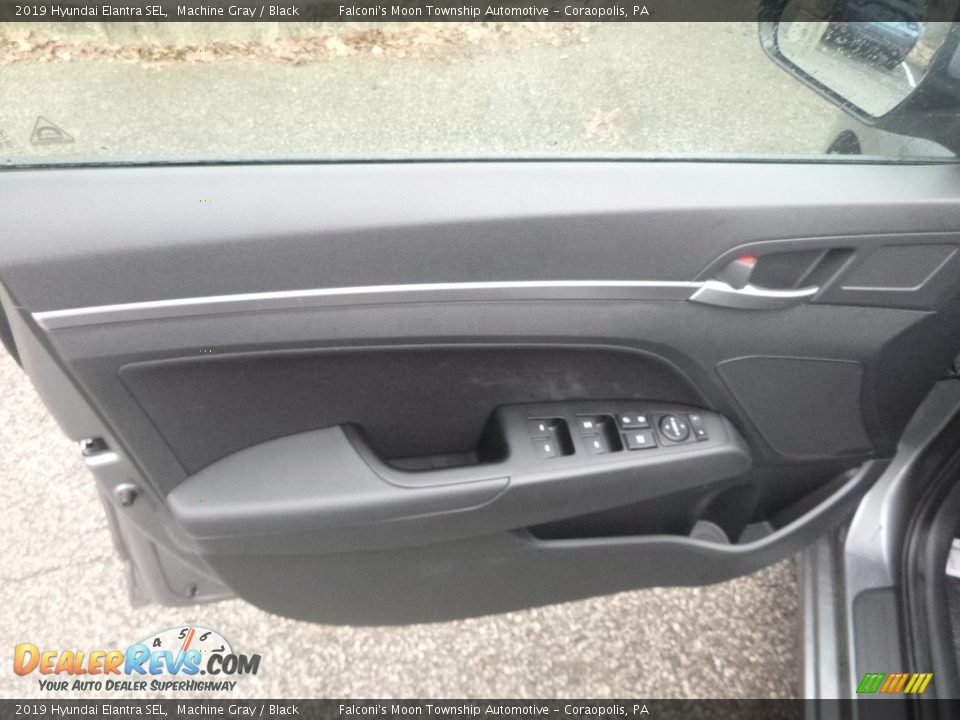 2019 Hyundai Elantra SEL Machine Gray / Black Photo #11