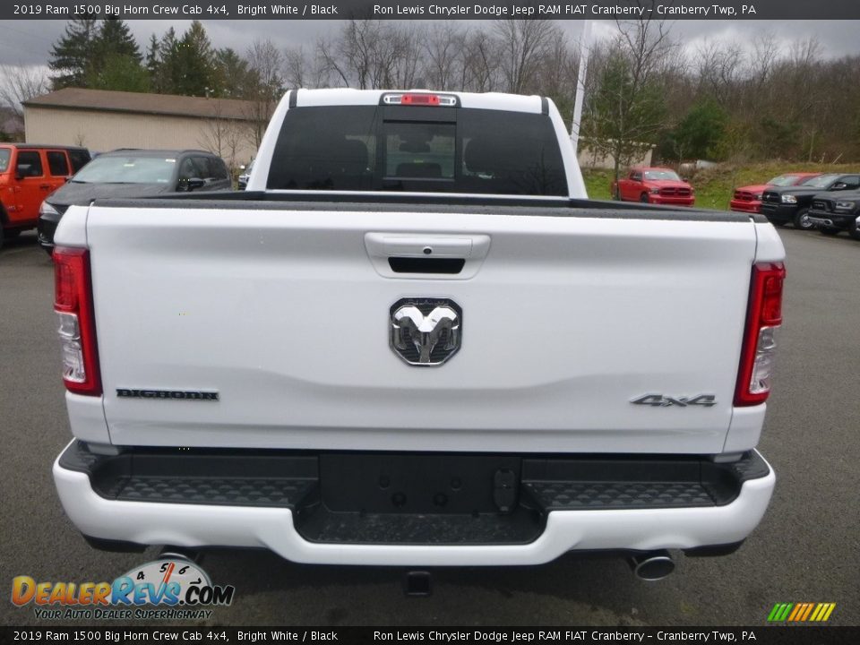 2019 Ram 1500 Big Horn Crew Cab 4x4 Bright White / Black Photo #4