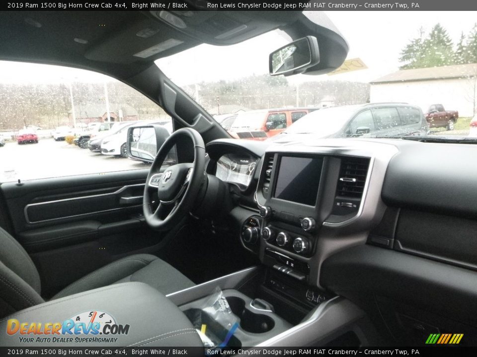 2019 Ram 1500 Big Horn Crew Cab 4x4 Bright White / Black Photo #11