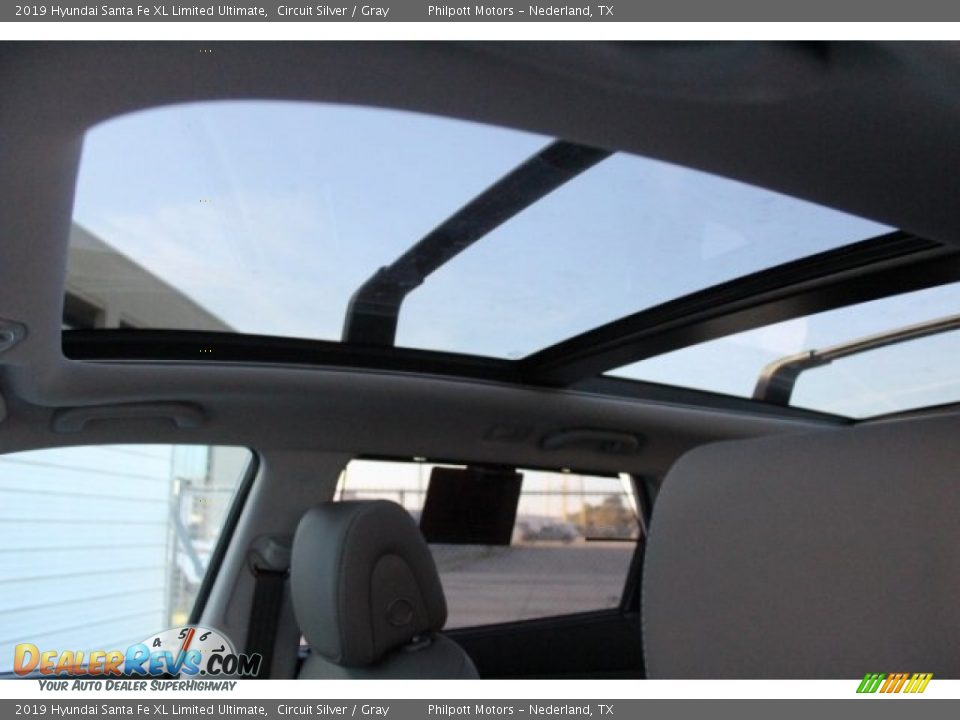 2019 Hyundai Santa Fe XL Limited Ultimate Circuit Silver / Gray Photo #19