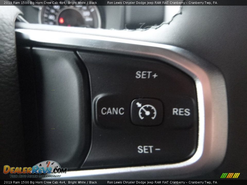 2019 Ram 1500 Big Horn Crew Cab 4x4 Bright White / Black Photo #19