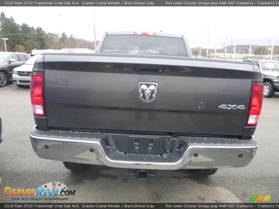 2018 Ram 2500 Tradesman Crew Cab 4x4 Granite Crystal Metallic / Black/Diesel Gray Photo #4