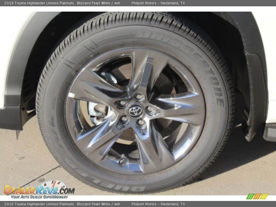 2019 Toyota Highlander Limited Platinum Blizzard Pearl White / Ash Photo #5