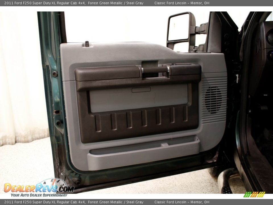 2011 Ford F250 Super Duty XL Regular Cab 4x4 Forest Green Metallic / Steel Gray Photo #4