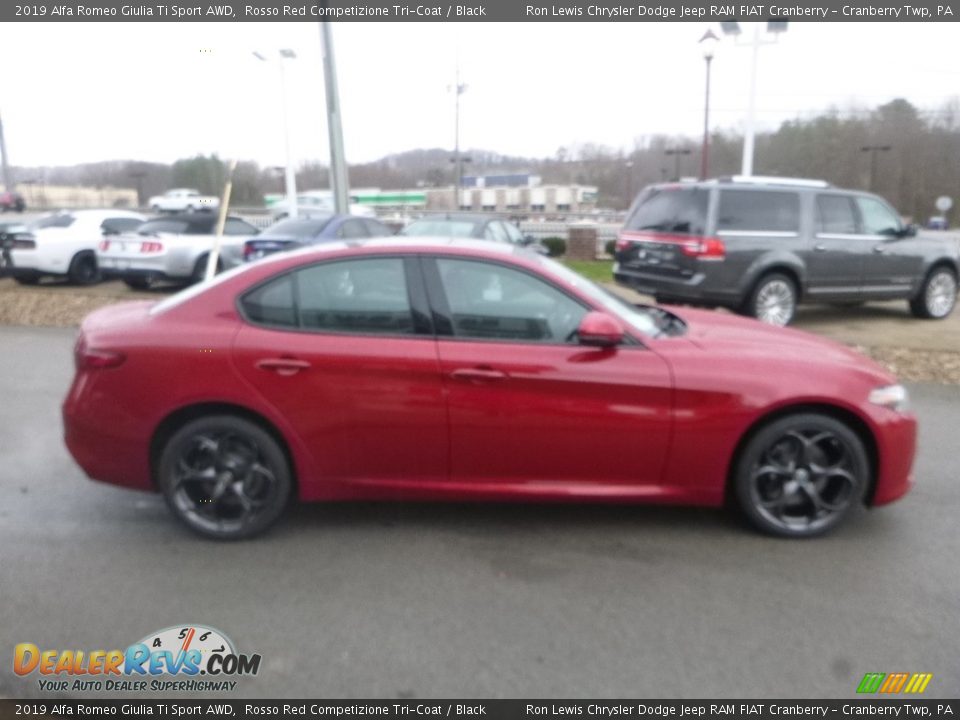 2019 Alfa Romeo Giulia Ti Sport AWD Rosso Red Competizione Tri-Coat / Black Photo #10