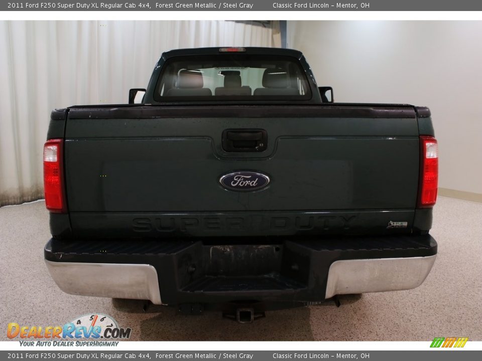 2011 Ford F250 Super Duty XL Regular Cab 4x4 Forest Green Metallic / Steel Gray Photo #12