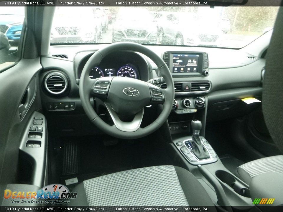 Dashboard of 2019 Hyundai Kona SEL AWD Photo #9