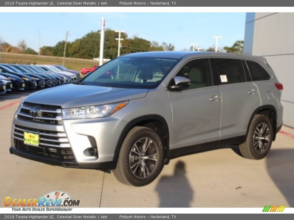 2019 Toyota Highlander LE Celestial Silver Metallic / Ash Photo #4