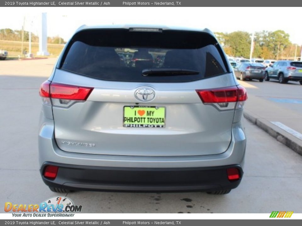 2019 Toyota Highlander LE Celestial Silver Metallic / Ash Photo #8