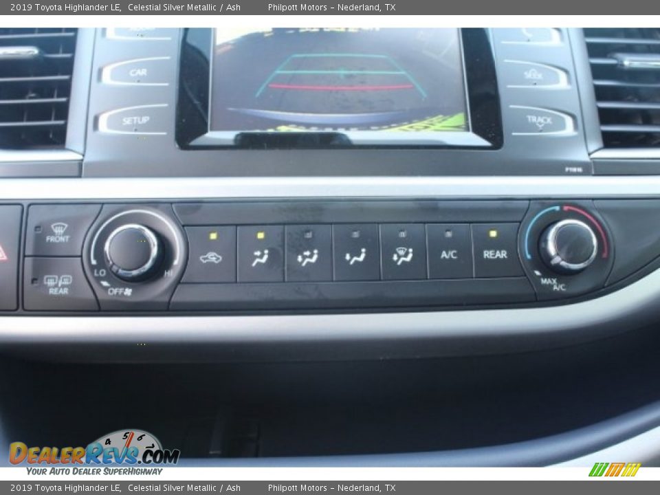 2019 Toyota Highlander LE Celestial Silver Metallic / Ash Photo #15