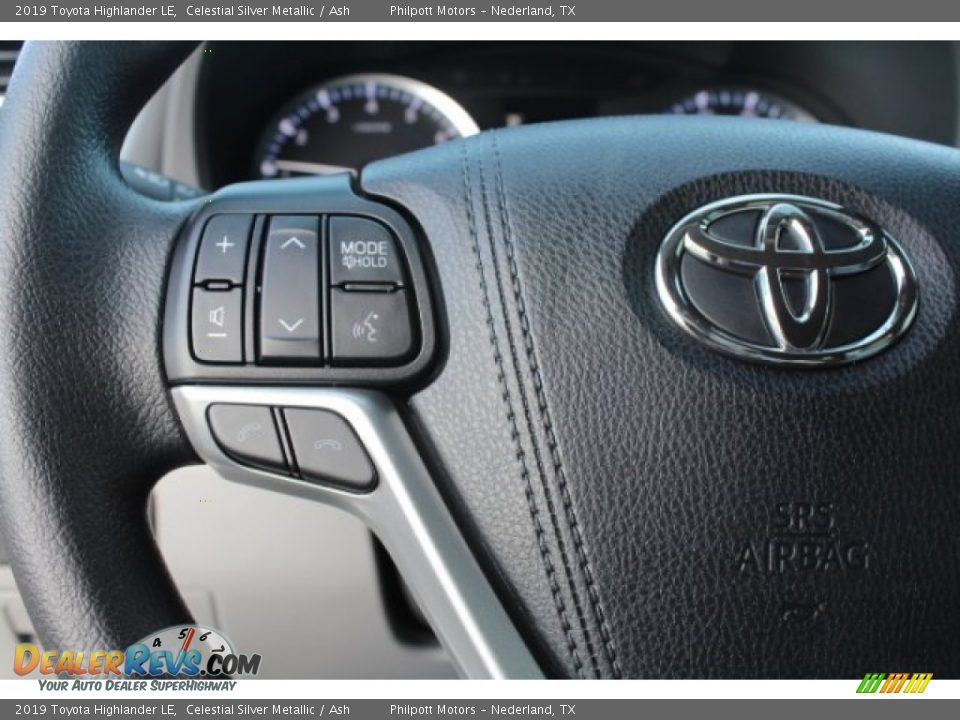 2019 Toyota Highlander LE Celestial Silver Metallic / Ash Photo #16