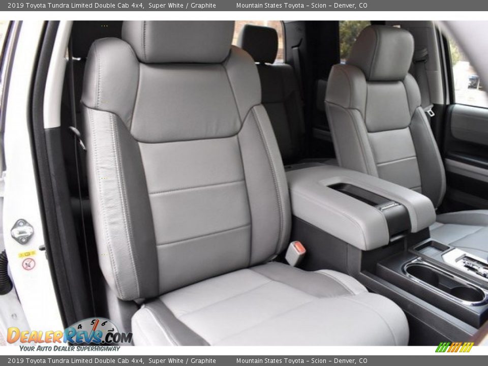 Front Seat of 2019 Toyota Tundra Limited Double Cab 4x4 Photo #12
