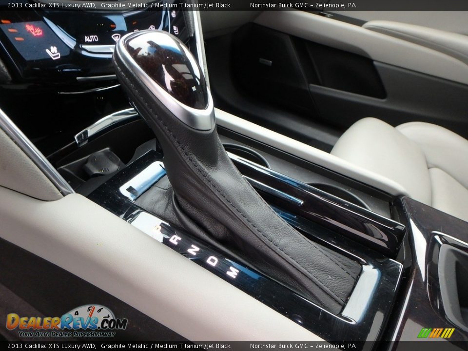 2013 Cadillac XTS Luxury AWD Graphite Metallic / Medium Titanium/Jet Black Photo #25