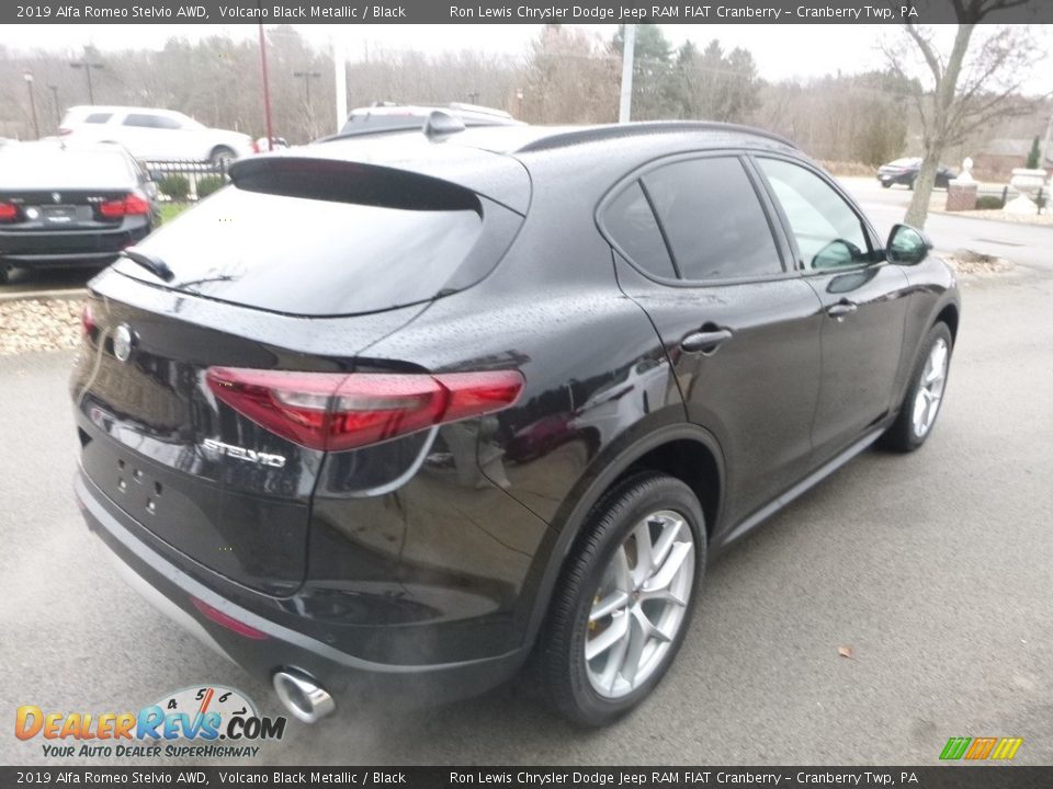 2019 Alfa Romeo Stelvio AWD Volcano Black Metallic / Black Photo #8