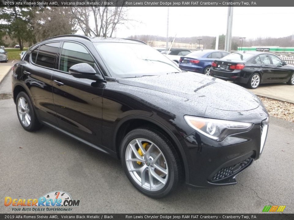 2019 Alfa Romeo Stelvio AWD Volcano Black Metallic / Black Photo #11