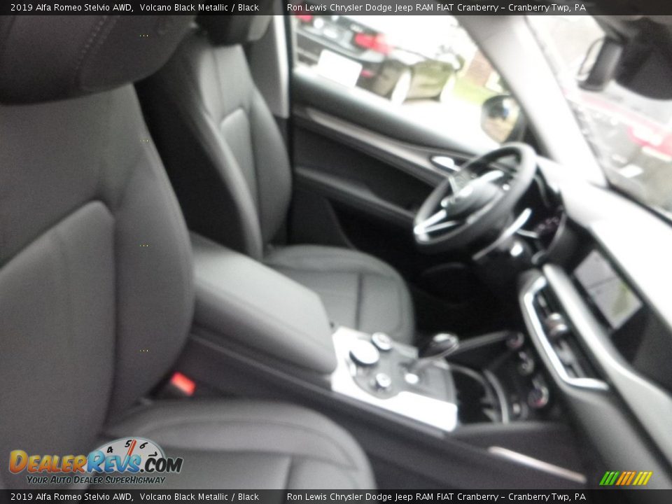 2019 Alfa Romeo Stelvio AWD Volcano Black Metallic / Black Photo #15