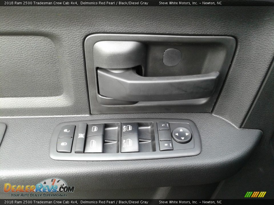 2018 Ram 2500 Tradesman Crew Cab 4x4 Delmonico Red Pearl / Black/Diesel Gray Photo #10