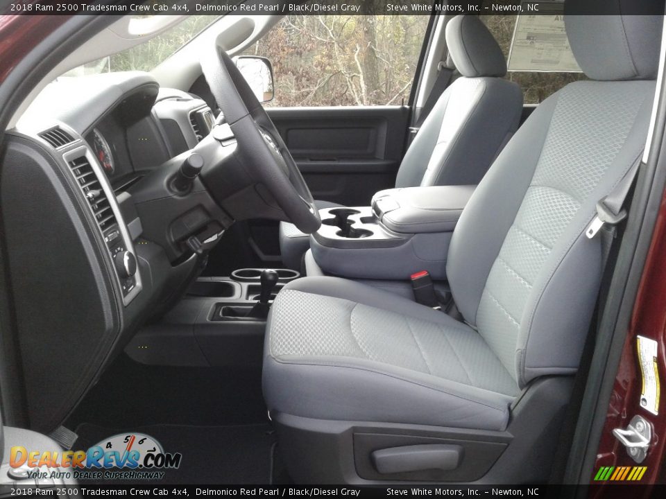 2018 Ram 2500 Tradesman Crew Cab 4x4 Delmonico Red Pearl / Black/Diesel Gray Photo #11