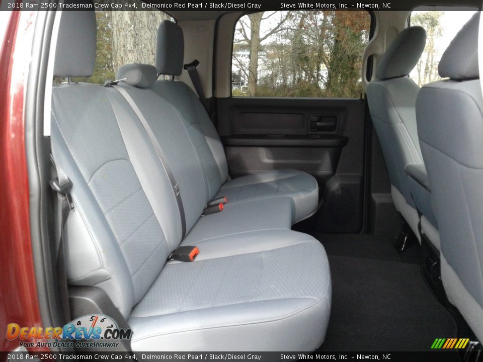 2018 Ram 2500 Tradesman Crew Cab 4x4 Delmonico Red Pearl / Black/Diesel Gray Photo #13
