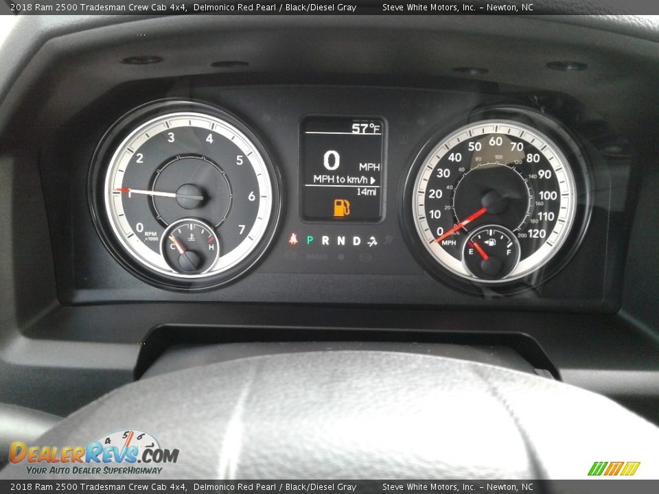 2018 Ram 2500 Tradesman Crew Cab 4x4 Delmonico Red Pearl / Black/Diesel Gray Photo #17