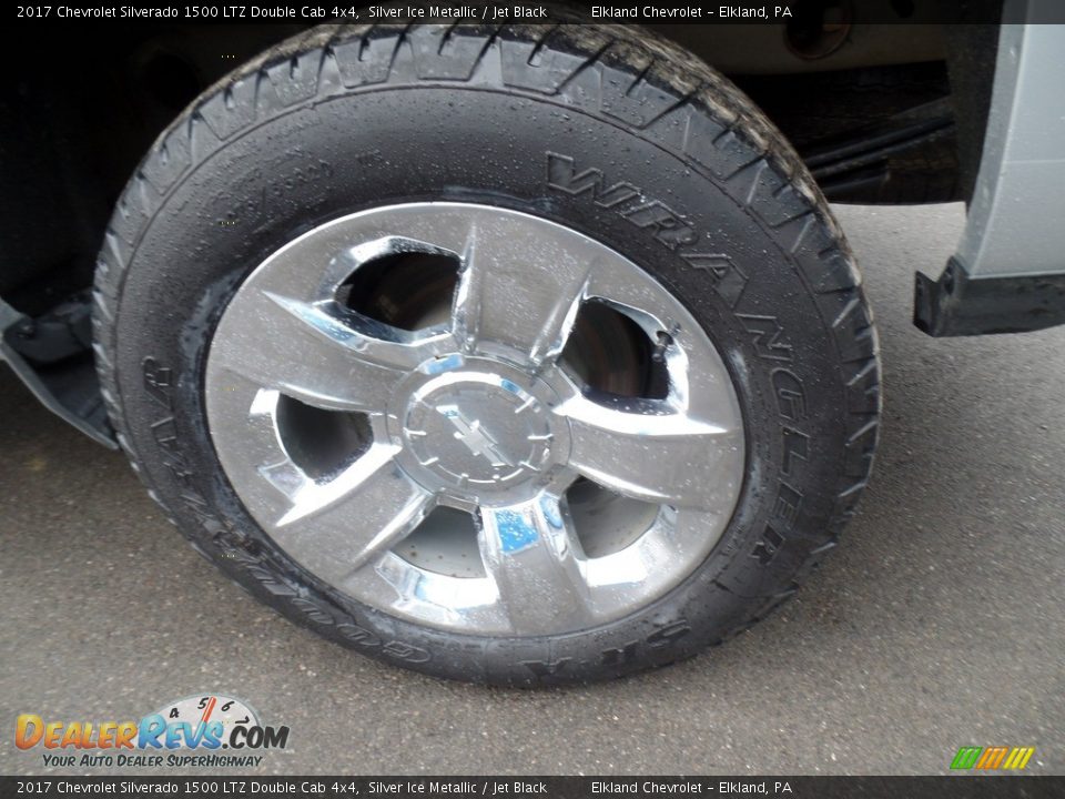 2017 Chevrolet Silverado 1500 LTZ Double Cab 4x4 Silver Ice Metallic / Jet Black Photo #9