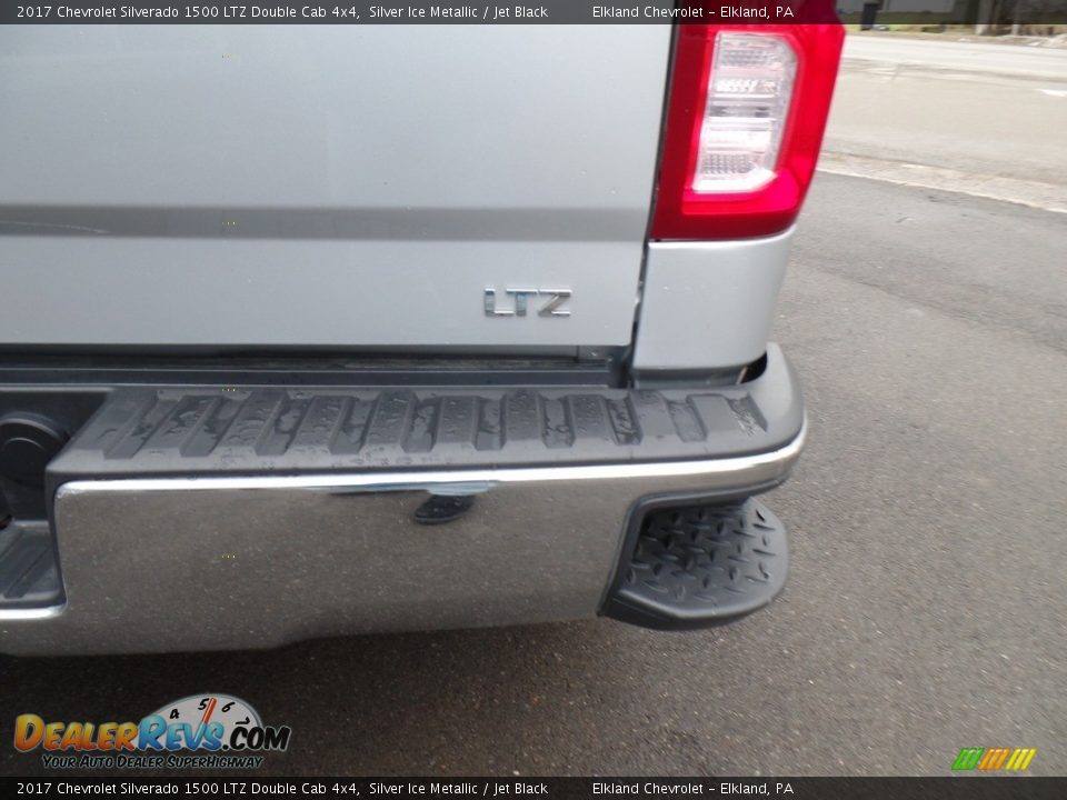 2017 Chevrolet Silverado 1500 LTZ Double Cab 4x4 Silver Ice Metallic / Jet Black Photo #11