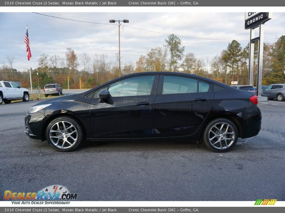 2016 Chevrolet Cruze LS Sedan Mosaic Black Metallic / Jet Black Photo #8