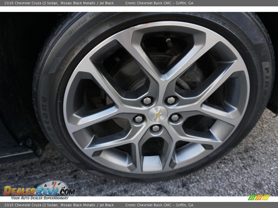 2016 Chevrolet Cruze LS Sedan Mosaic Black Metallic / Jet Black Photo #13