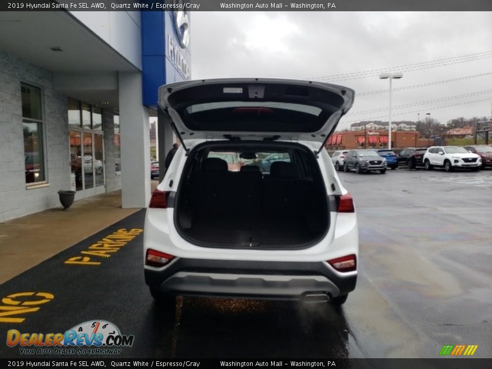 2019 Hyundai Santa Fe SEL AWD Quartz White / Espresso/Gray Photo #9