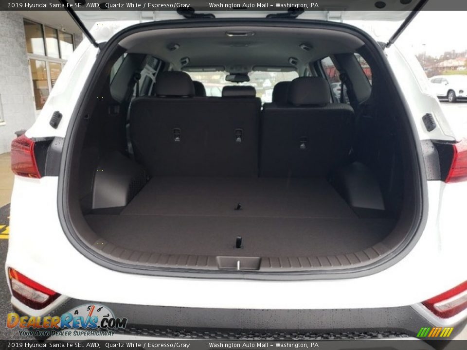 2019 Hyundai Santa Fe SEL AWD Quartz White / Espresso/Gray Photo #10