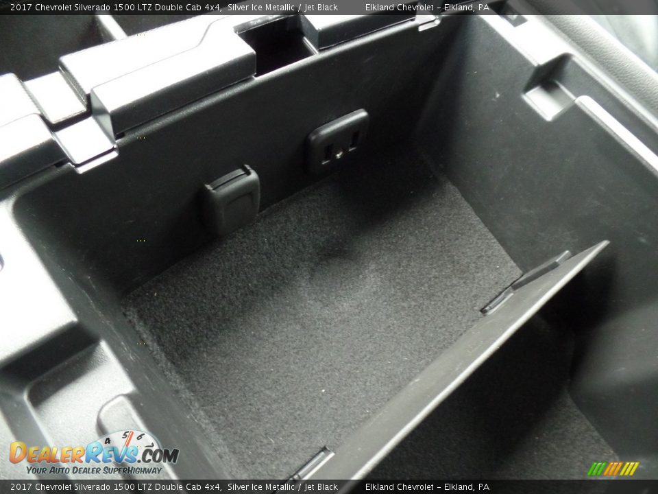 2017 Chevrolet Silverado 1500 LTZ Double Cab 4x4 Silver Ice Metallic / Jet Black Photo #34