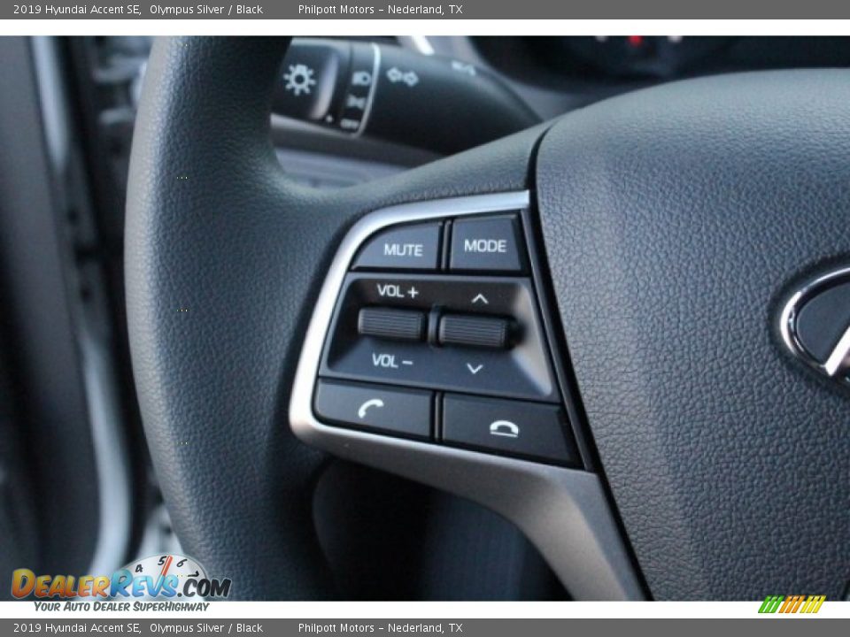 2019 Hyundai Accent SE Olympus Silver / Black Photo #15